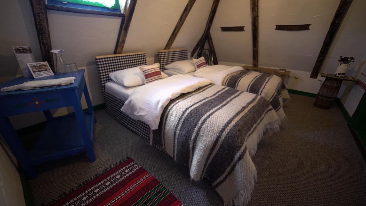 Iz De Maramures Rural (adults Only) *